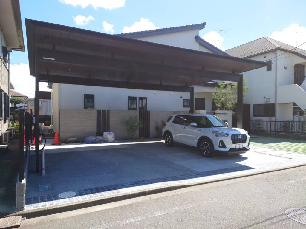 YKKの大賞に受賞したカーポートの施工後の写真