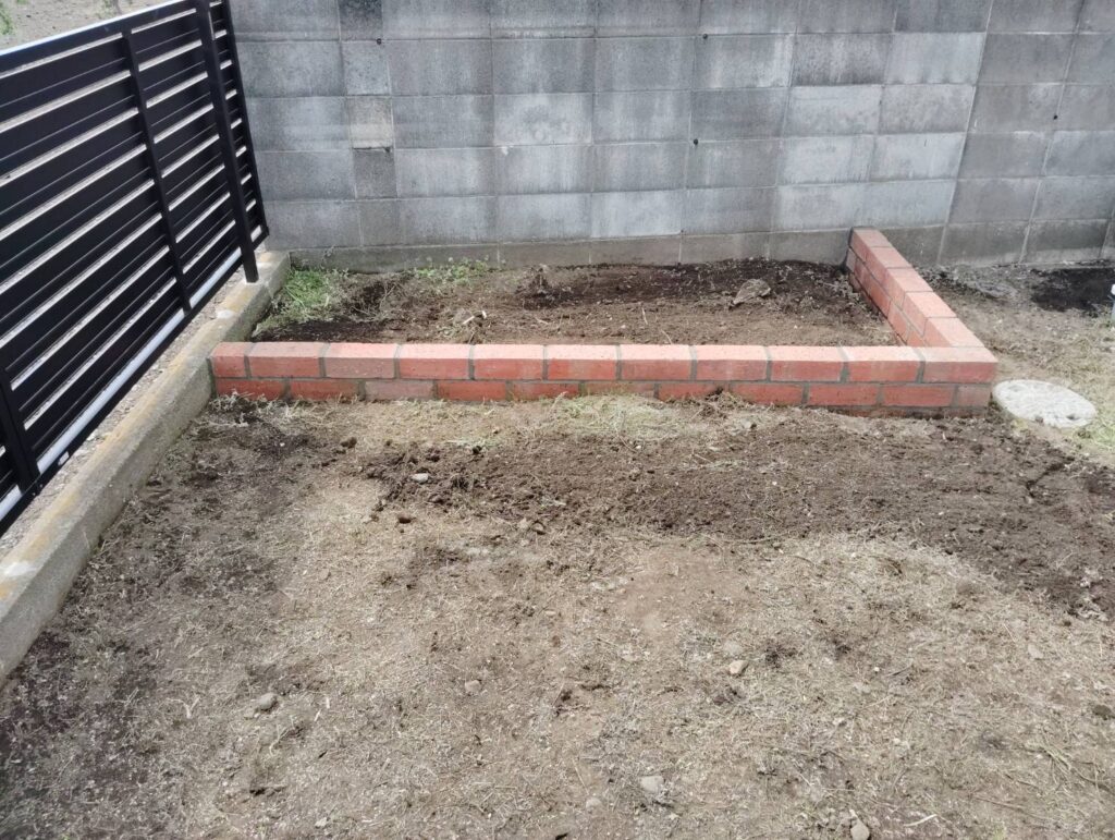 町田市花壇工事の写真1