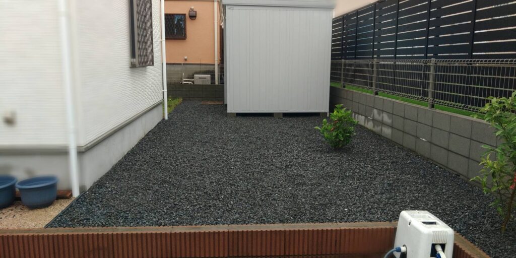 砂利敷した施工後の全体写真